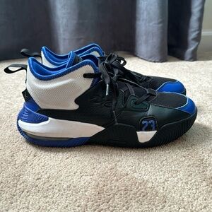 Nike Jordans| Size: 9.5| Colors: Black, Blue and White
